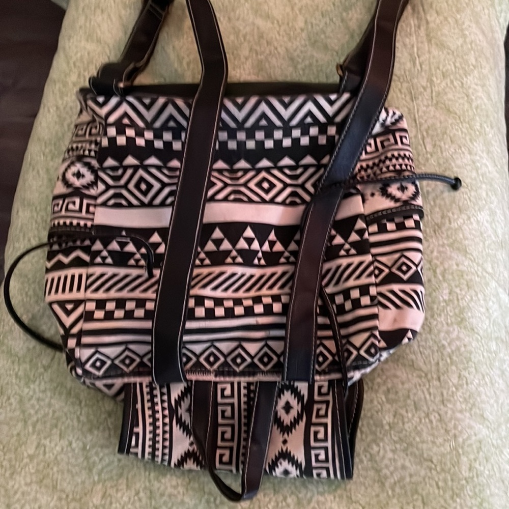 Unionbay Backpack - Picture 3 of 3